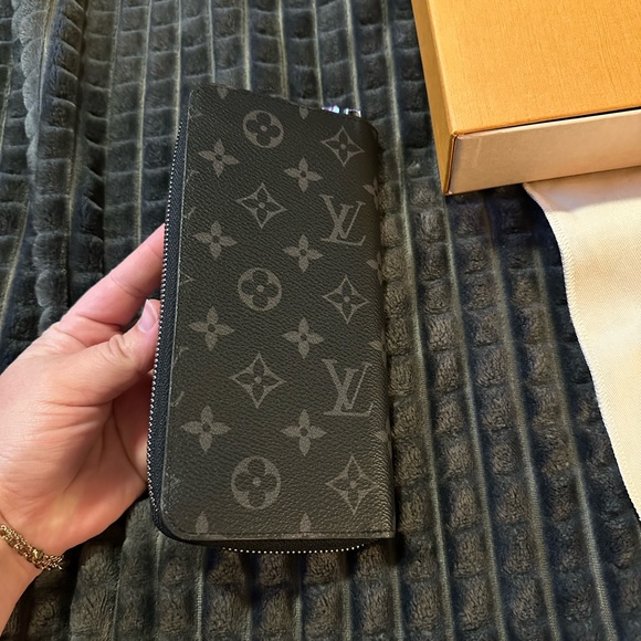Louis Vuitton Zippy Wallet Vertical Eclipse New - Picture 2 of 10
